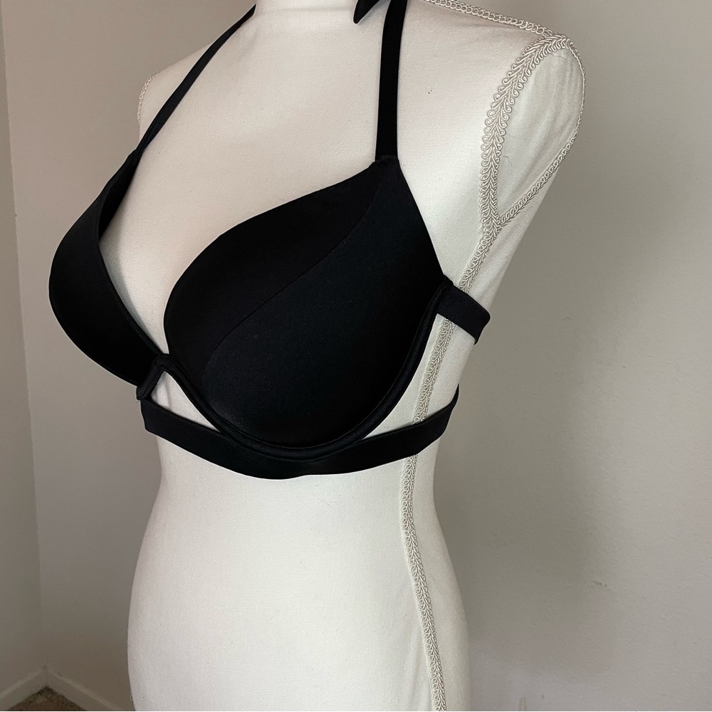 Push up bikini top 34DD Victoria’s Secret
